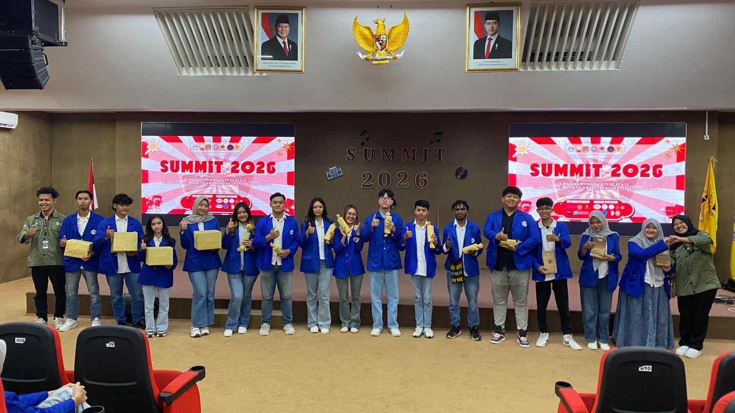 21.  Pengumuman Nominasi & Pembagian Hadiah